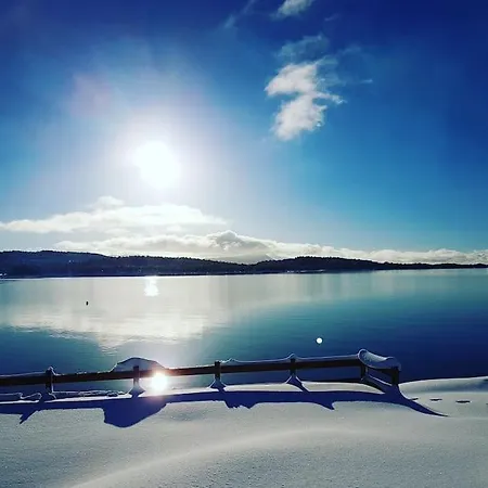 Дом отдыха Off-the-grid On The Island Of Senja In Northern Norway Brygghaugen
