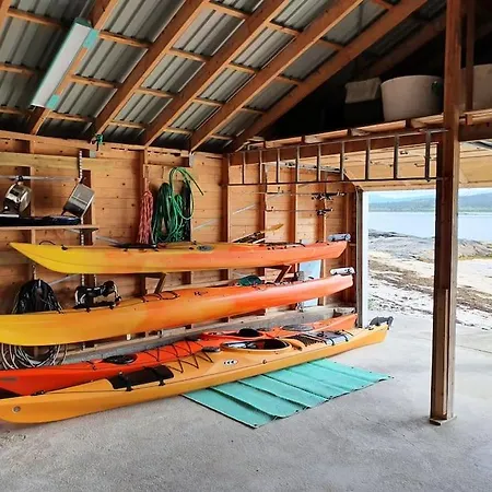 Holiday home Off-the-grid On The Island Of Senja In Northern Norway *