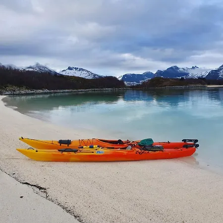 Off-the-grid On The Island Of Senja In Northern Norway Дом отдыха