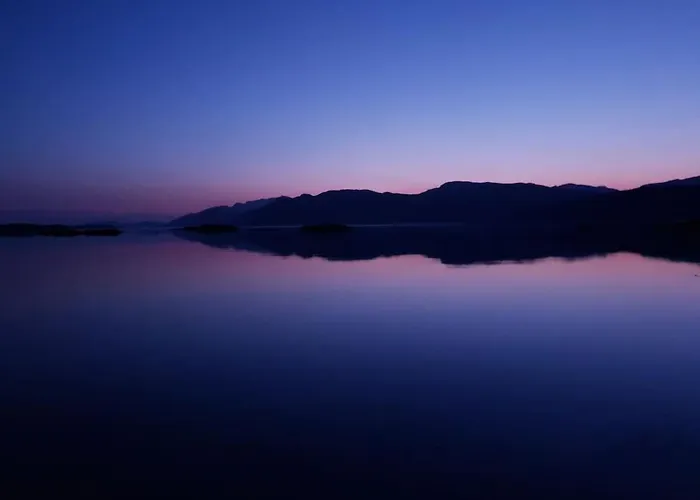 Off-the-grid On The Island Of Senja In Northern Norway 別荘 Brygghaugen
